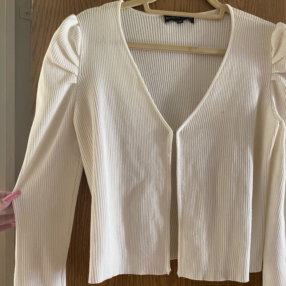 Cardigan / cover up